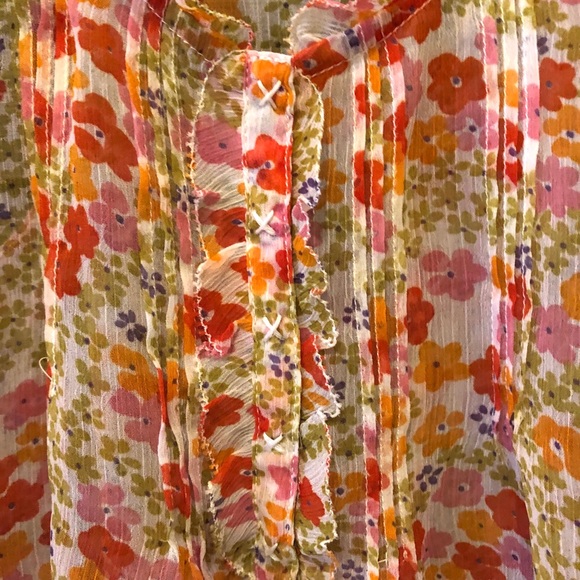 3 for 25 💕 American eagle see through floral tank - Picture 2 of 3